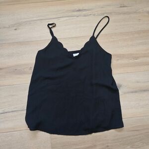 Socialite Black Scalloped Camisole